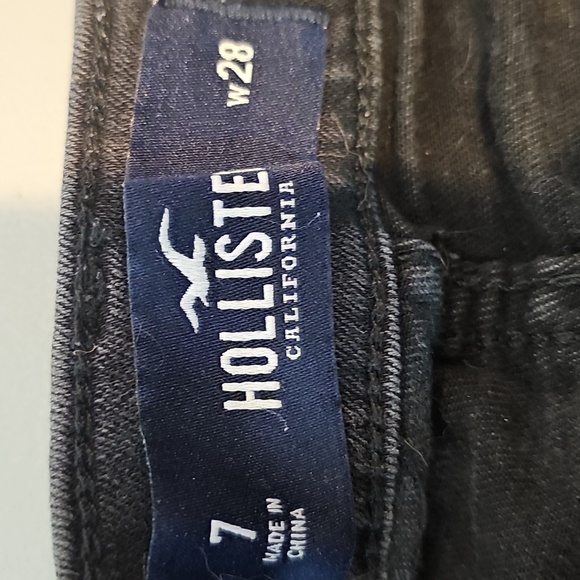 Hollister Size 8 Faded Black High Rise Jean Shorts - Picture 6 of 8
